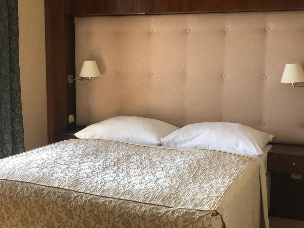 Hotel Pavla Πιεστάνυ Εξωτερικό φωτογραφία
